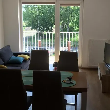 Apartman Feniks Apartament, Podczele